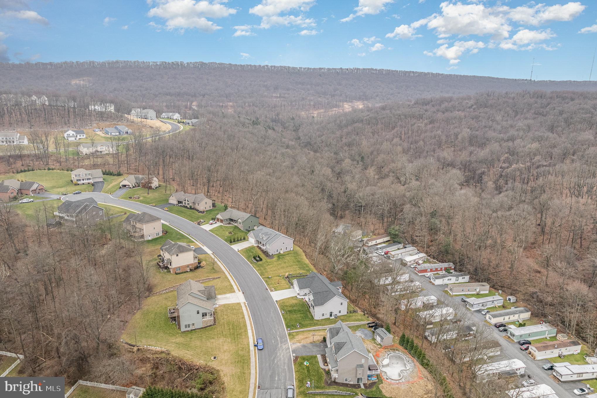 306 WHITETAIL TERRACE