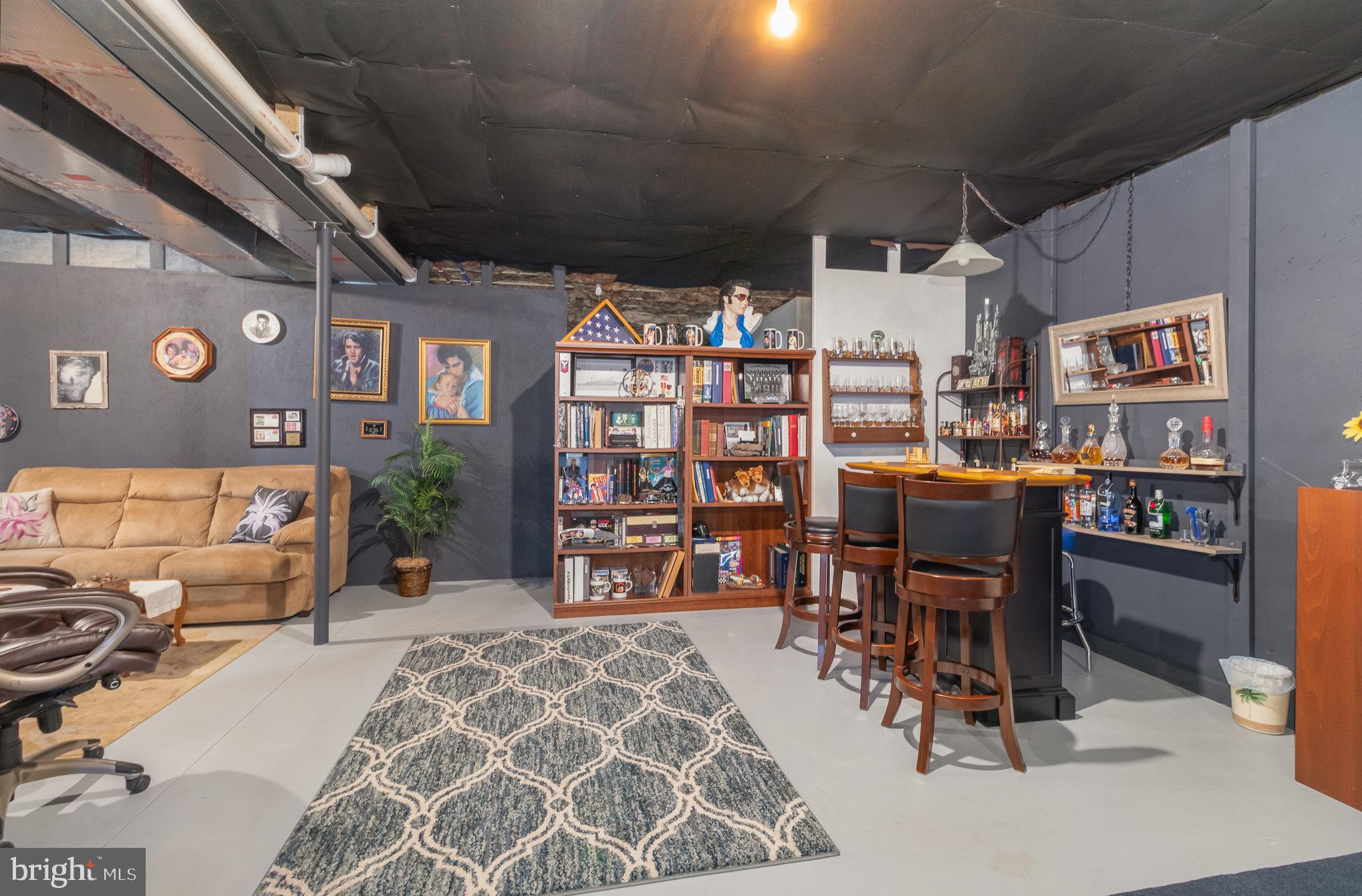 306 WHITETAIL TERRACE