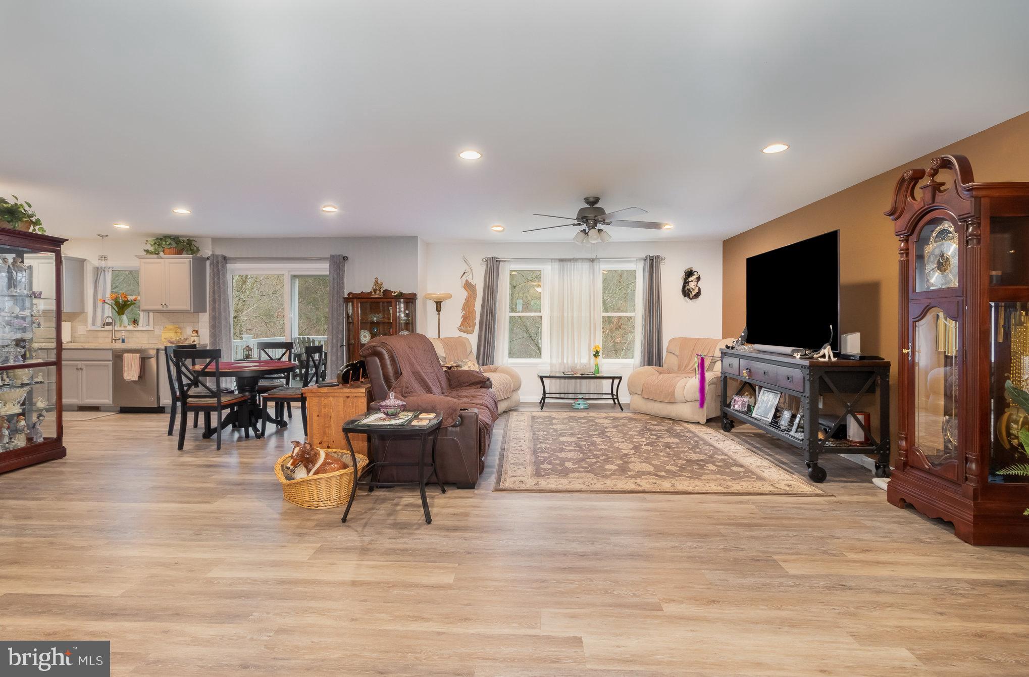 306 WHITETAIL TERRACE