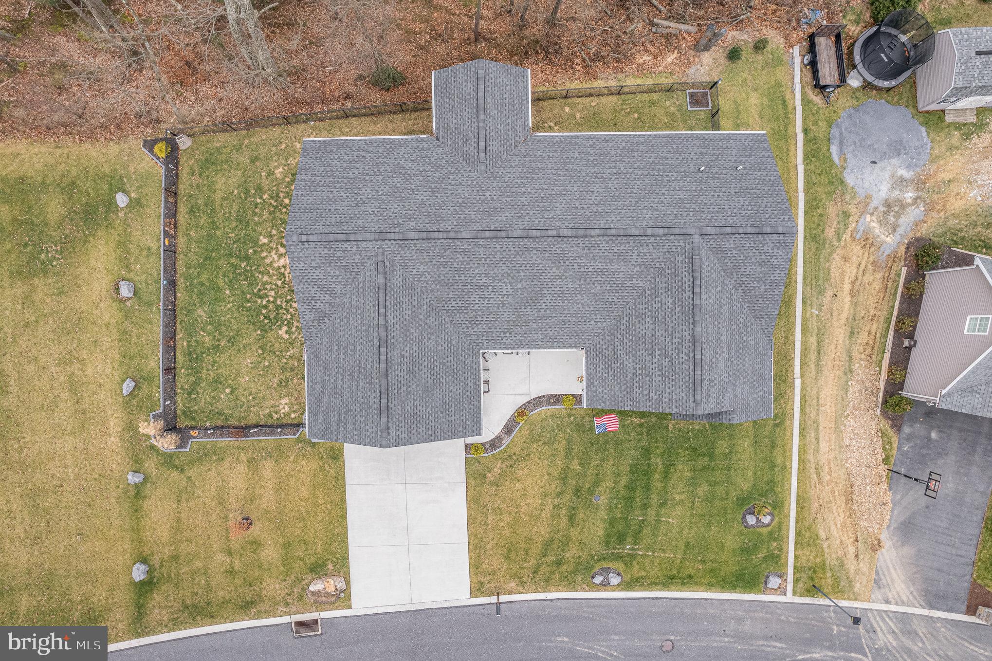 306 WHITETAIL TERRACE