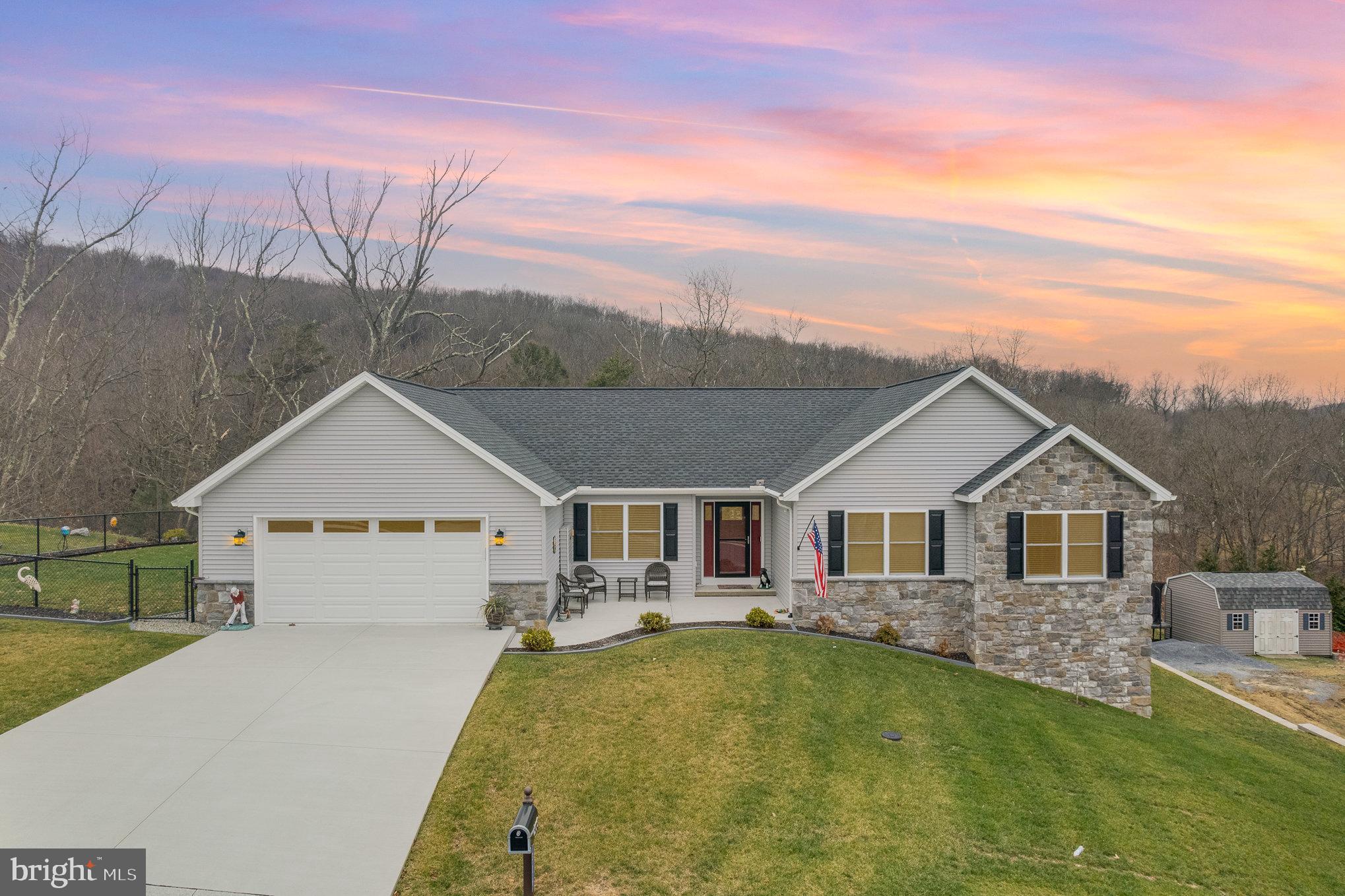 306 WHITETAIL TERRACE