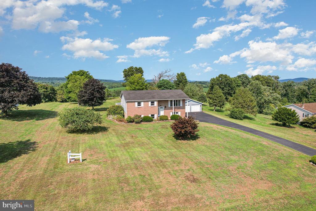 141 HUGGINS ROAD