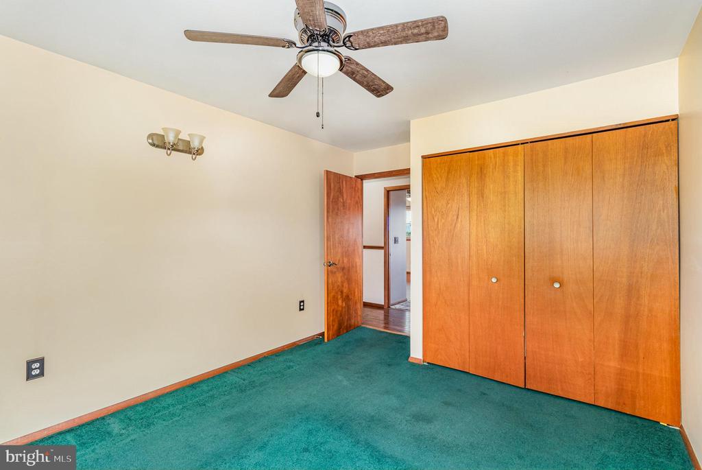 141 HUGGINS ROAD