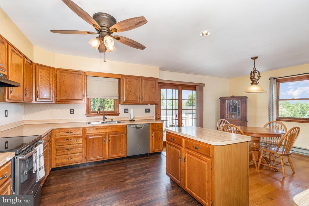 141 HUGGINS ROAD