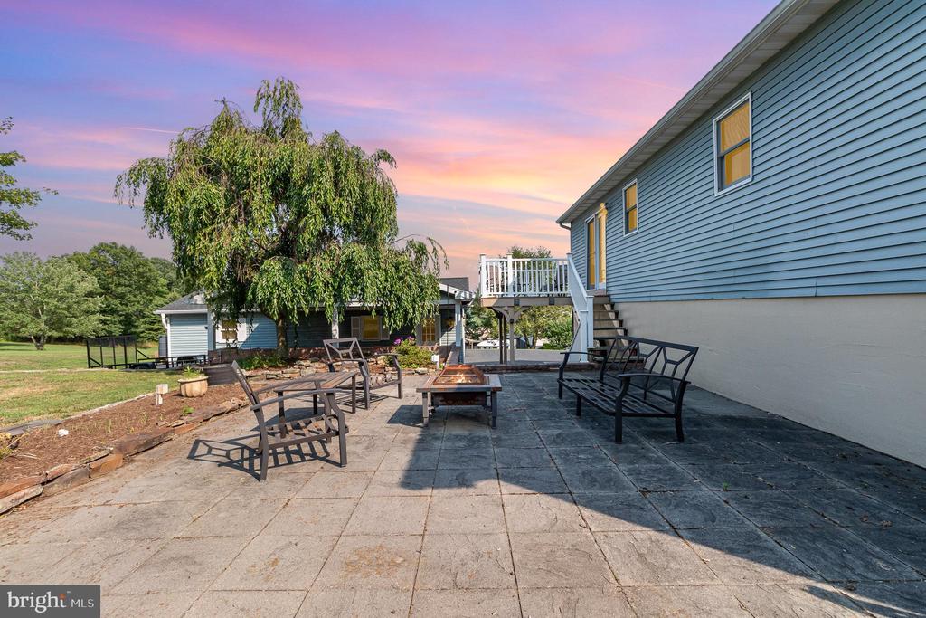 141 HUGGINS ROAD