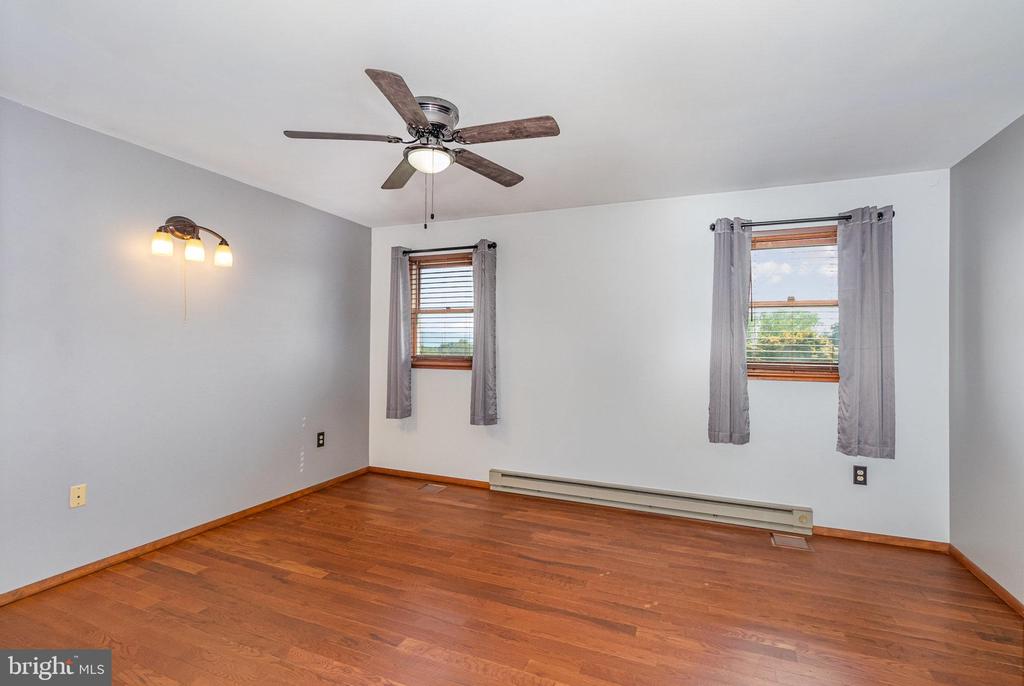 141 HUGGINS ROAD