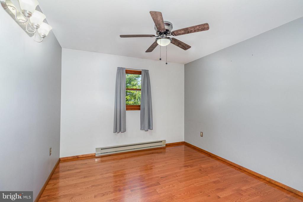 141 HUGGINS ROAD