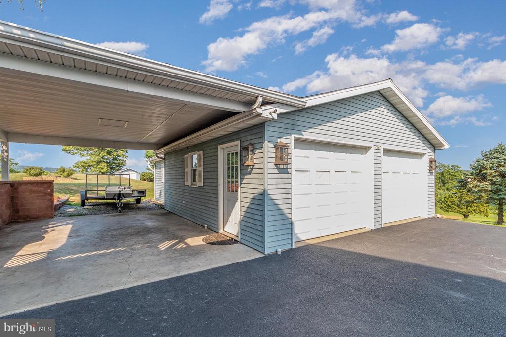 141 HUGGINS ROAD