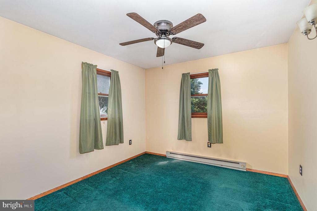 141 HUGGINS ROAD