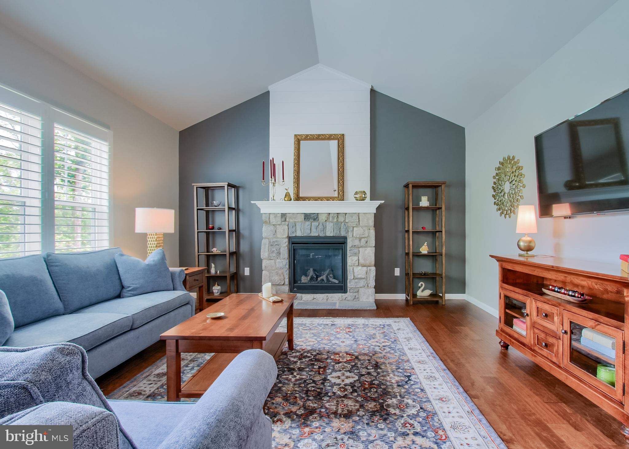 207 ROCKVILLE BOULEVARD