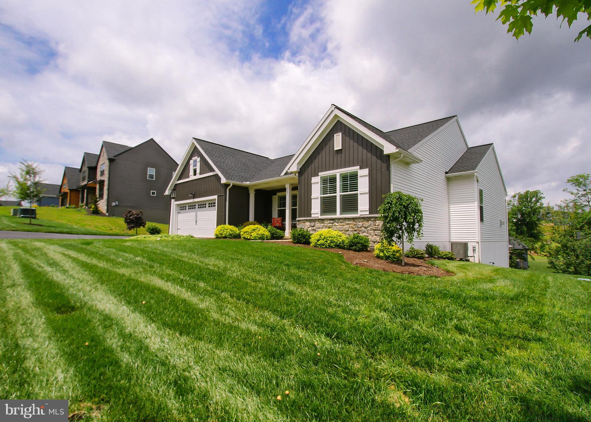 207 ROCKVILLE BOULEVARD