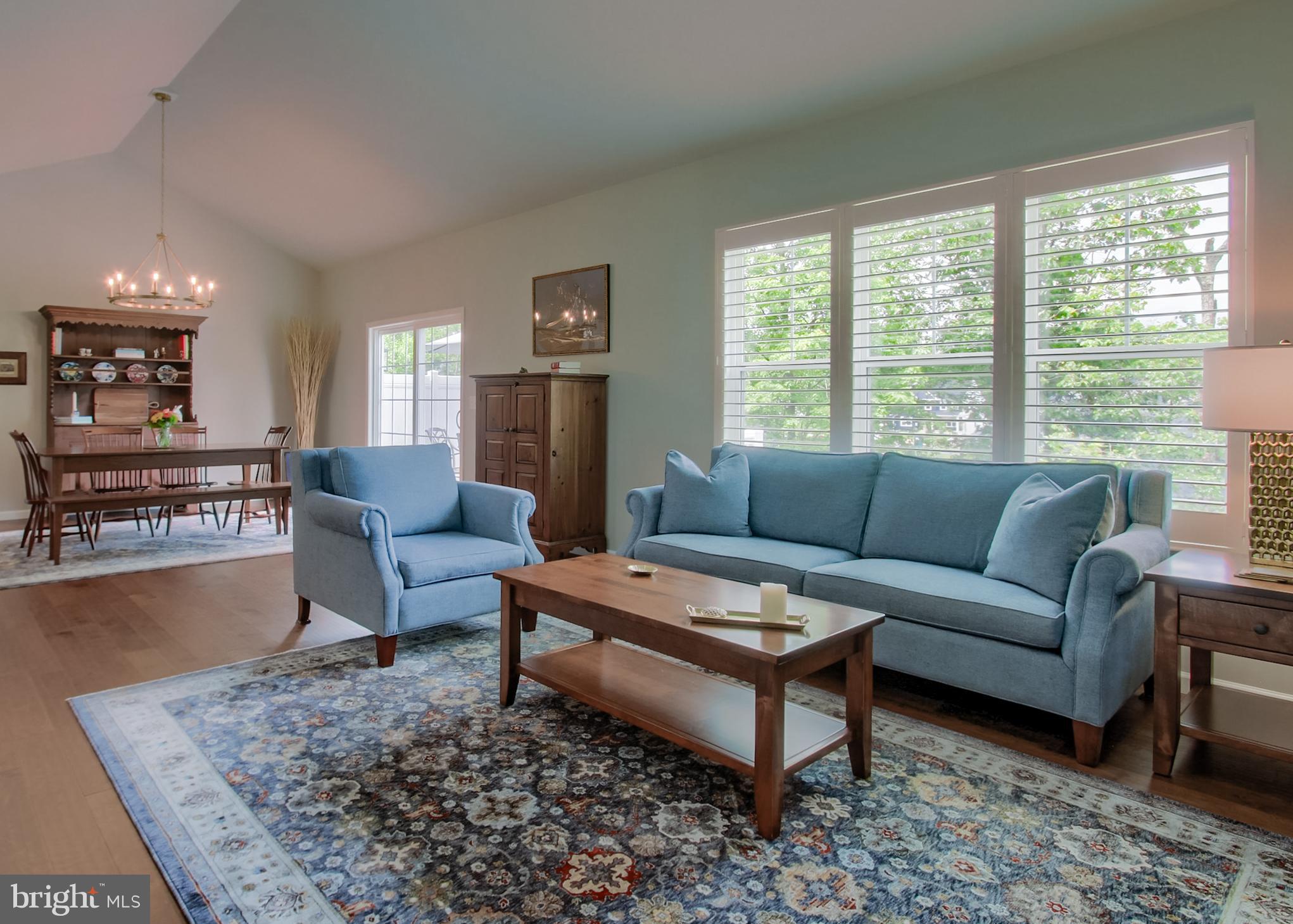 207 ROCKVILLE BOULEVARD