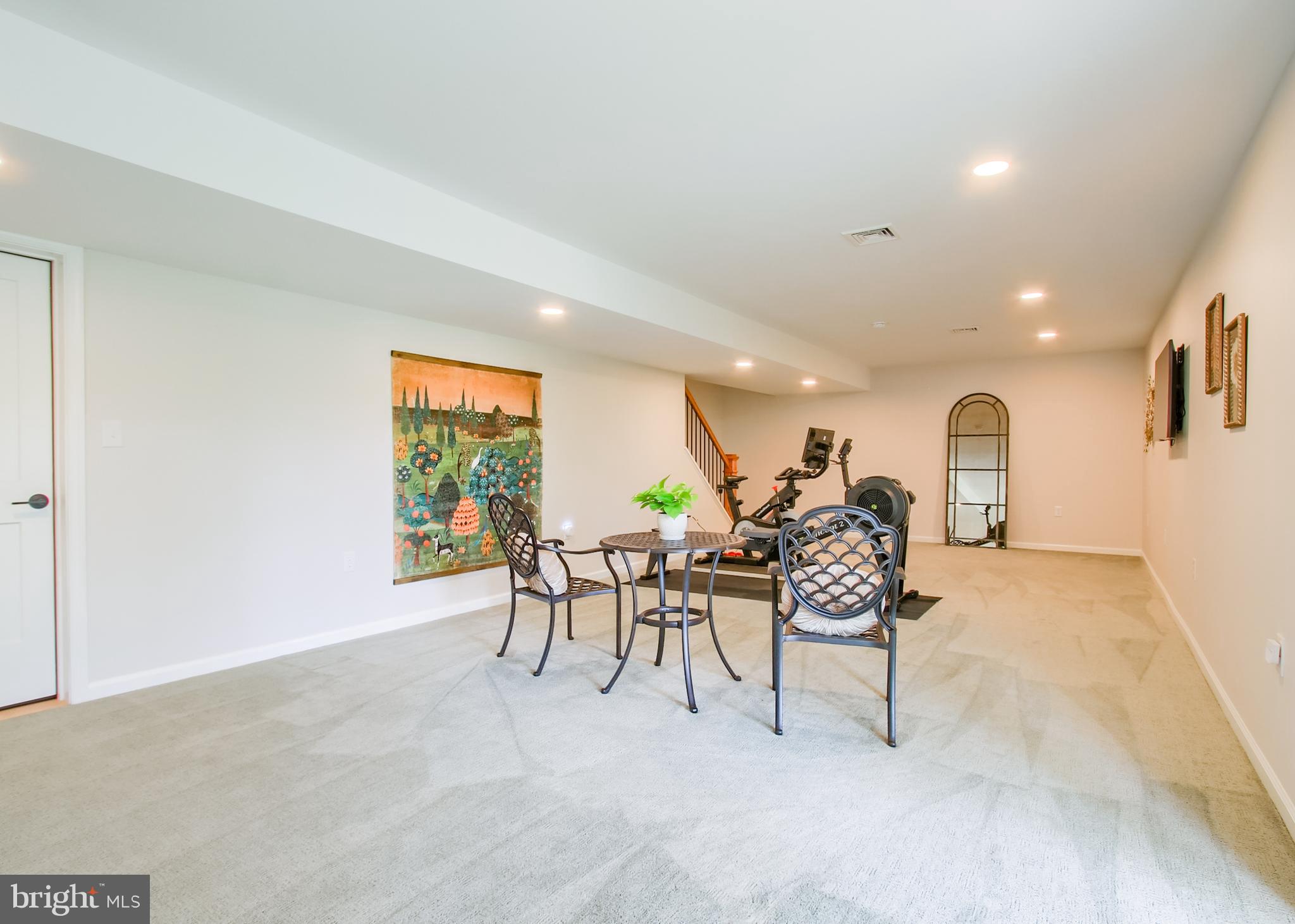 207 ROCKVILLE BOULEVARD