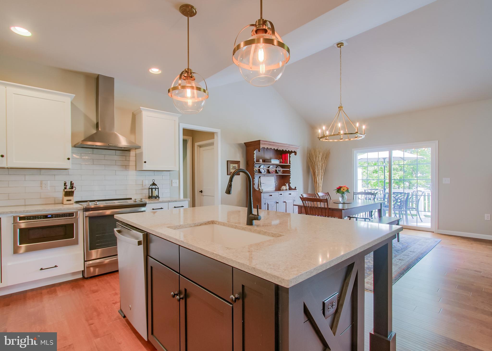 207 ROCKVILLE BOULEVARD