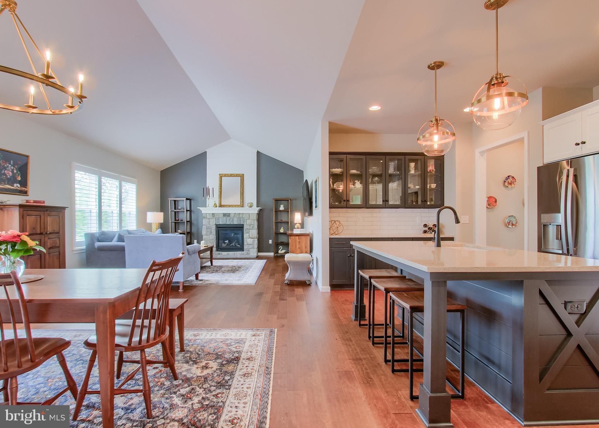 207 ROCKVILLE BOULEVARD