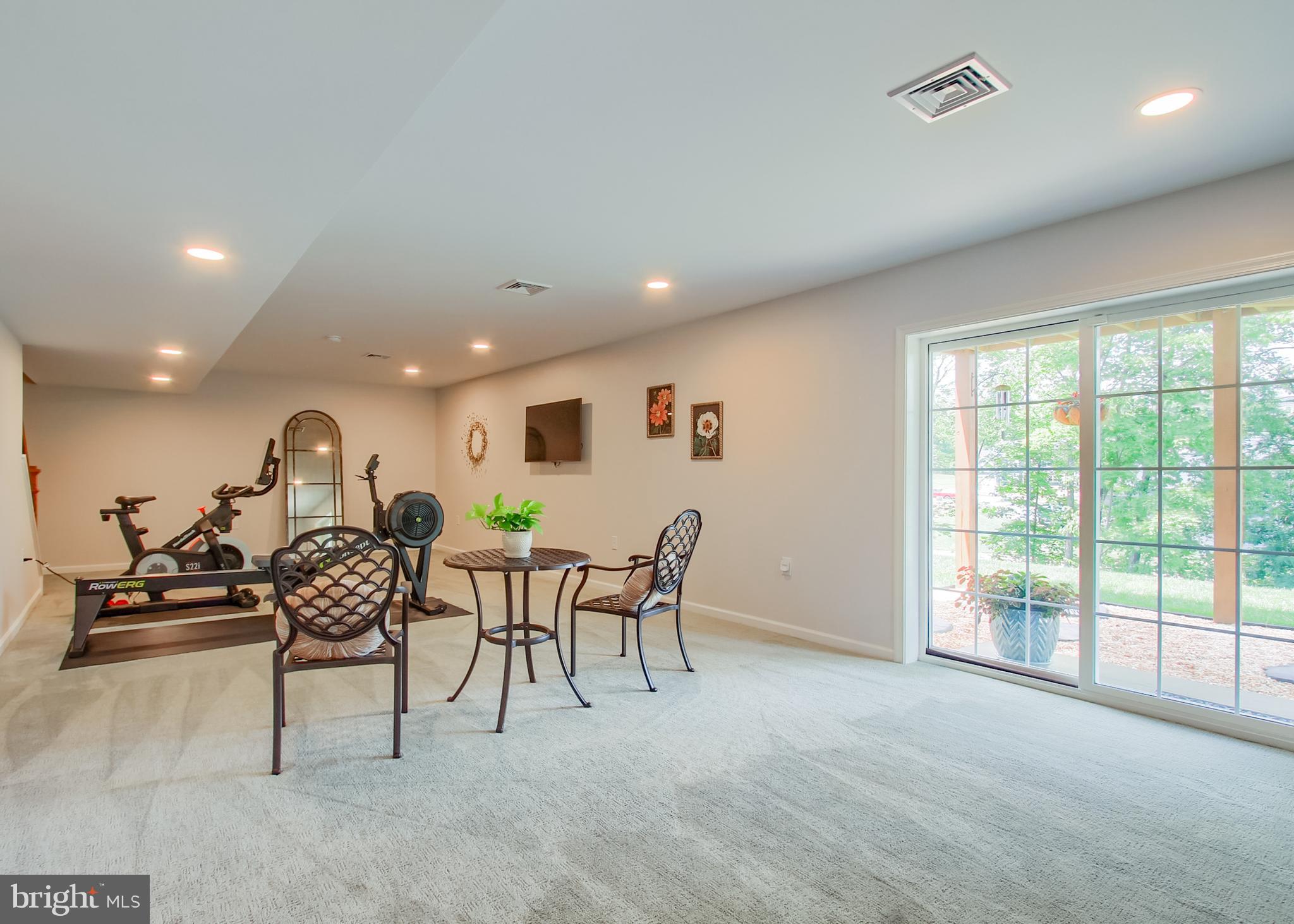 207 ROCKVILLE BOULEVARD