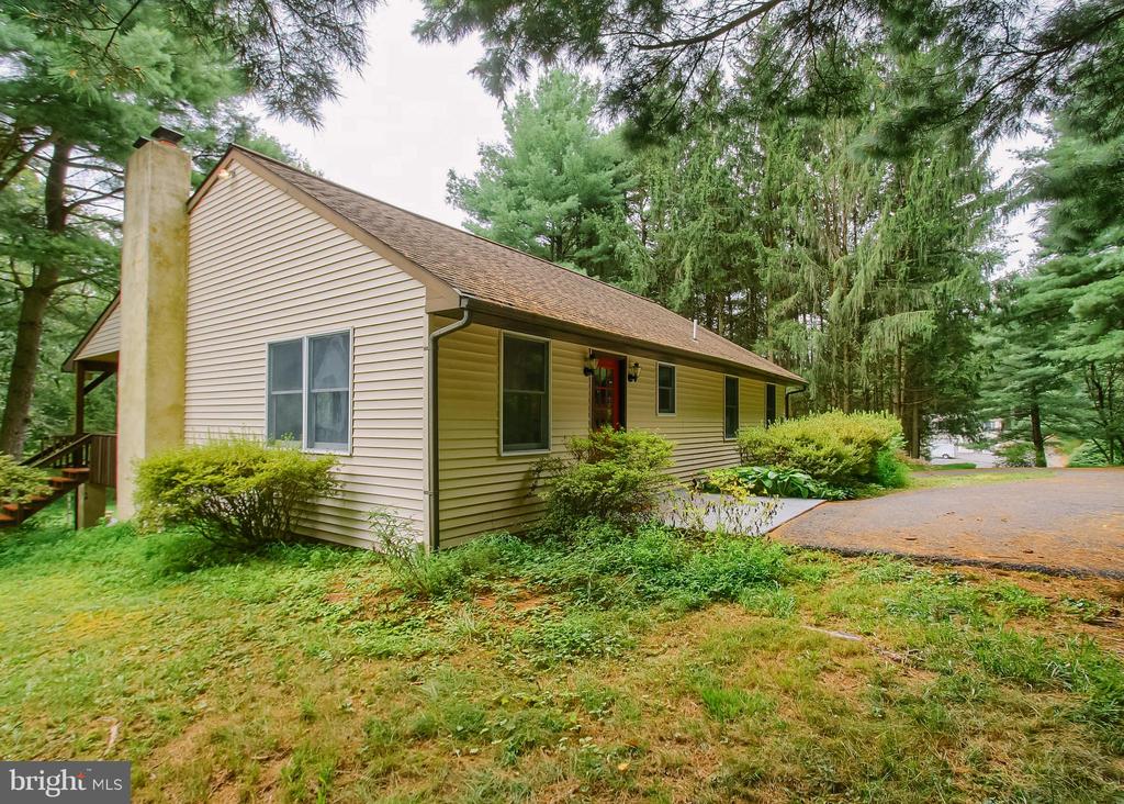 17 MARION DRIVE