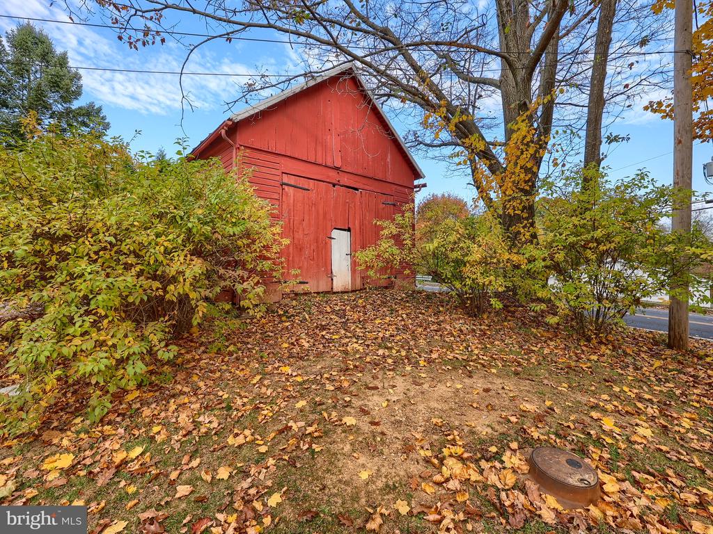 341 SHUEY ROAD