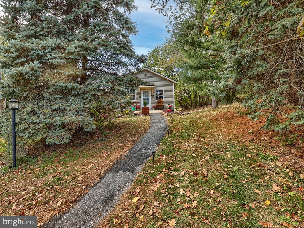 341 SHUEY ROAD