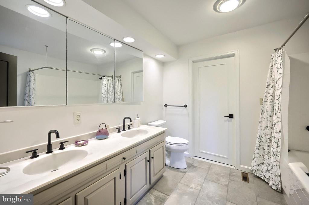 8 PINE TREE DRIVE