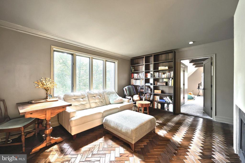 8 PINE TREE DRIVE