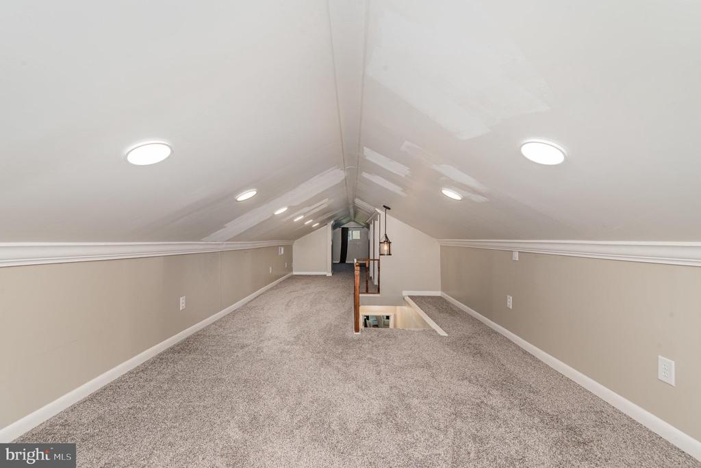 507 HARRISBURG PIKE
