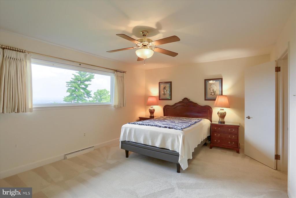 403 EVERGREEN ROAD