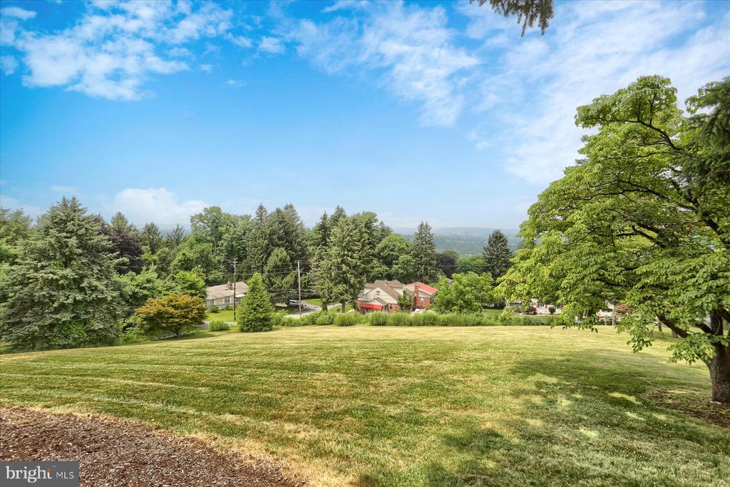 403 EVERGREEN ROAD