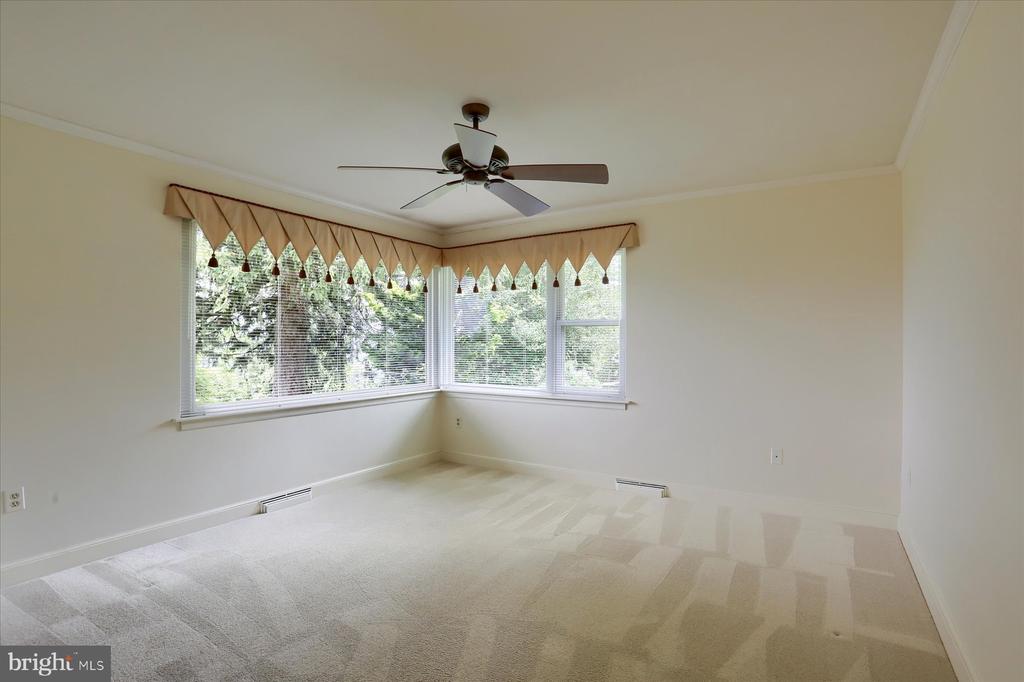 403 EVERGREEN ROAD