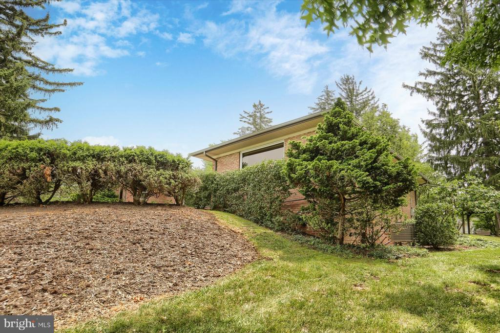 403 EVERGREEN ROAD