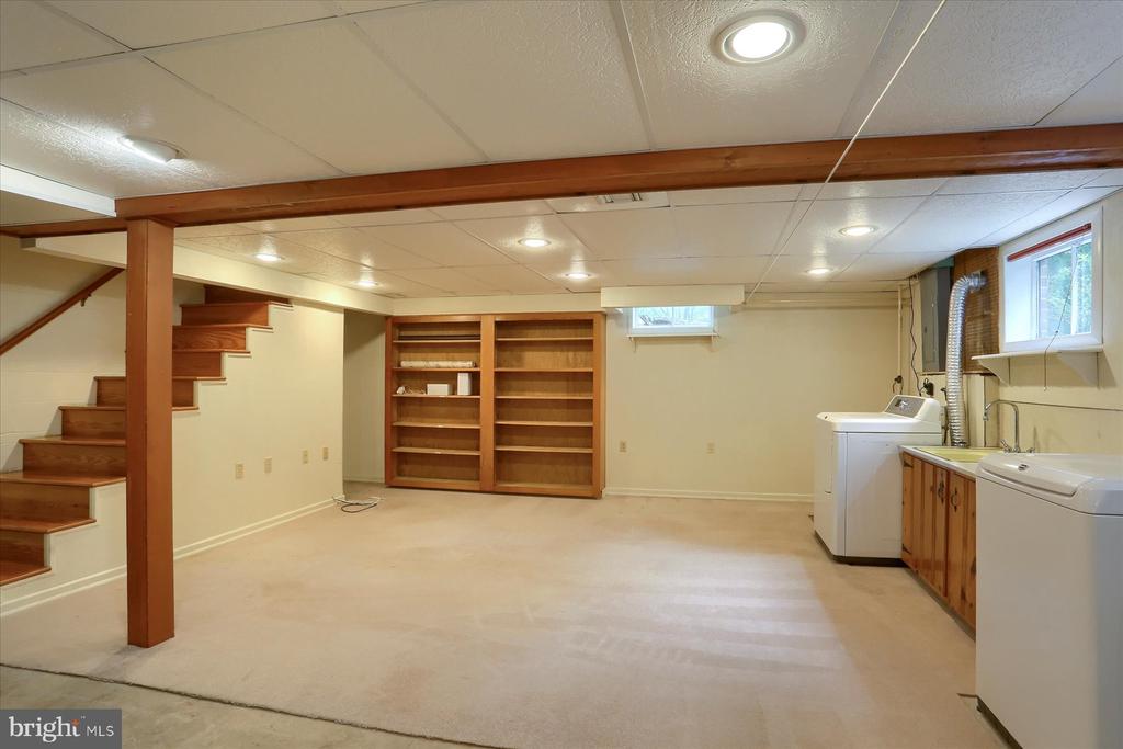 403 EVERGREEN ROAD