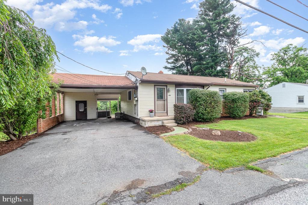 605 EVERGREEN ROAD