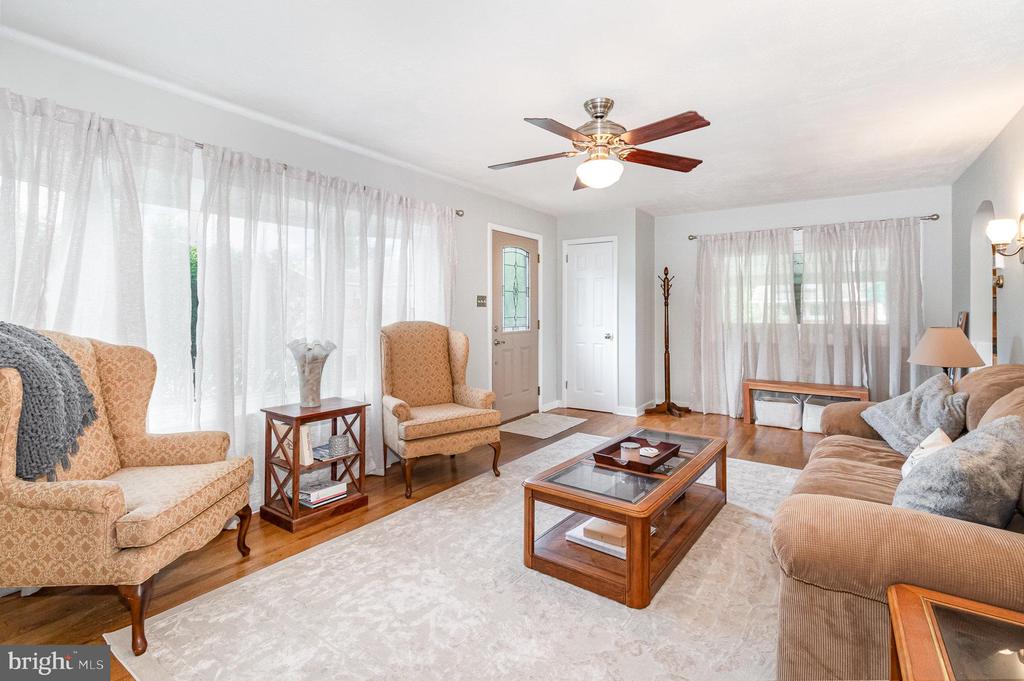 605 EVERGREEN ROAD