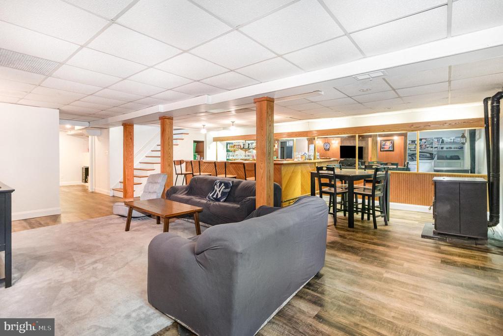 605 EVERGREEN ROAD
