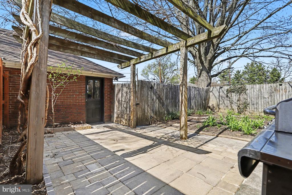 603 COUNTRY CLUB ROAD