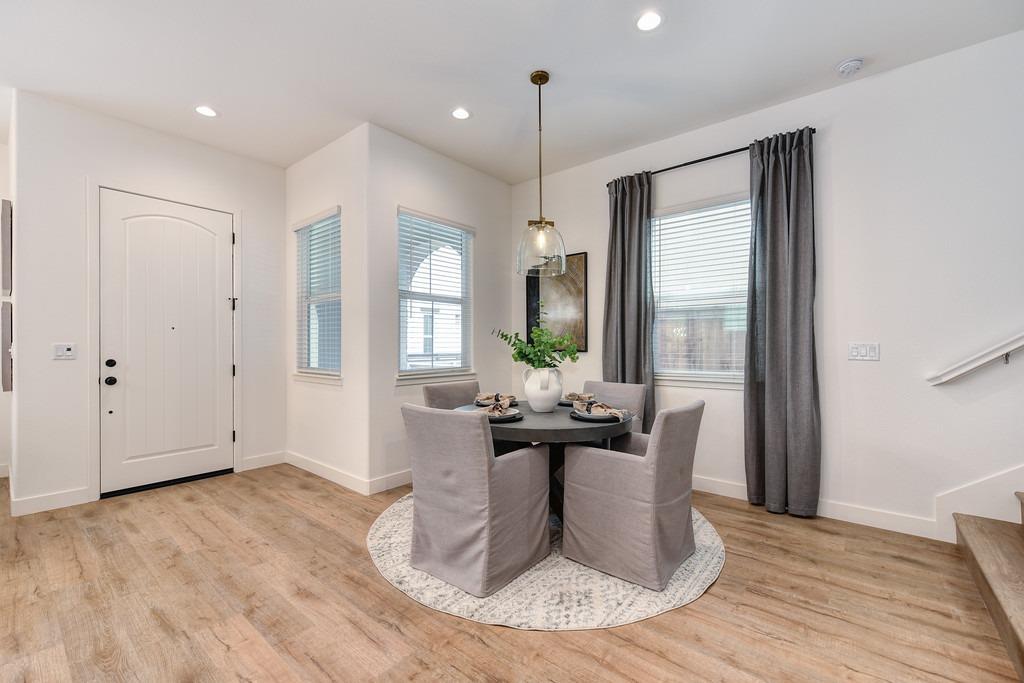 2372 Wanser Walk