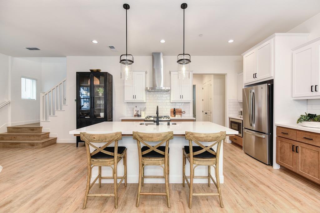 2372 Wanser Walk