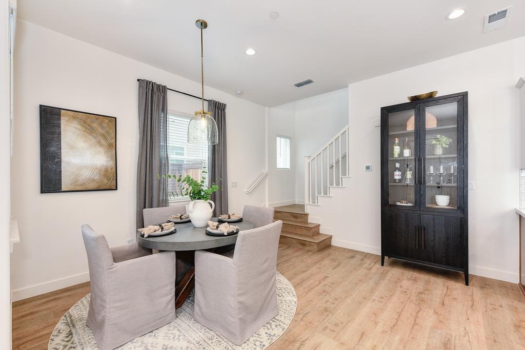 2372 Wanser Walk