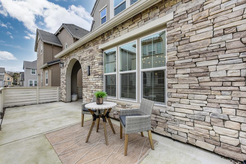 2372 Wanser Walk