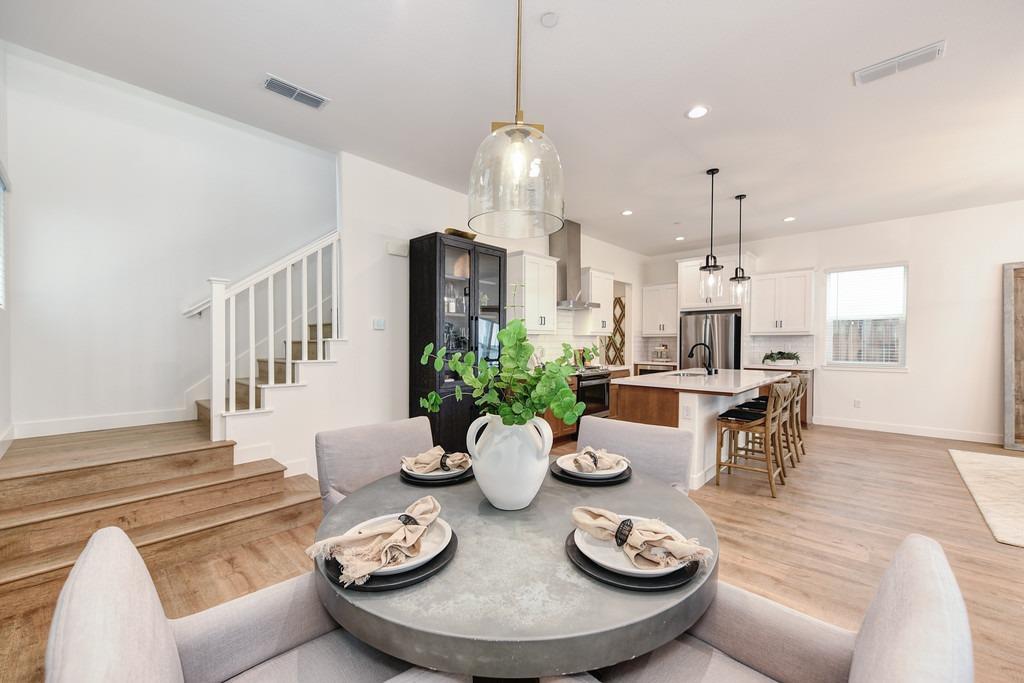 2372 Wanser Walk