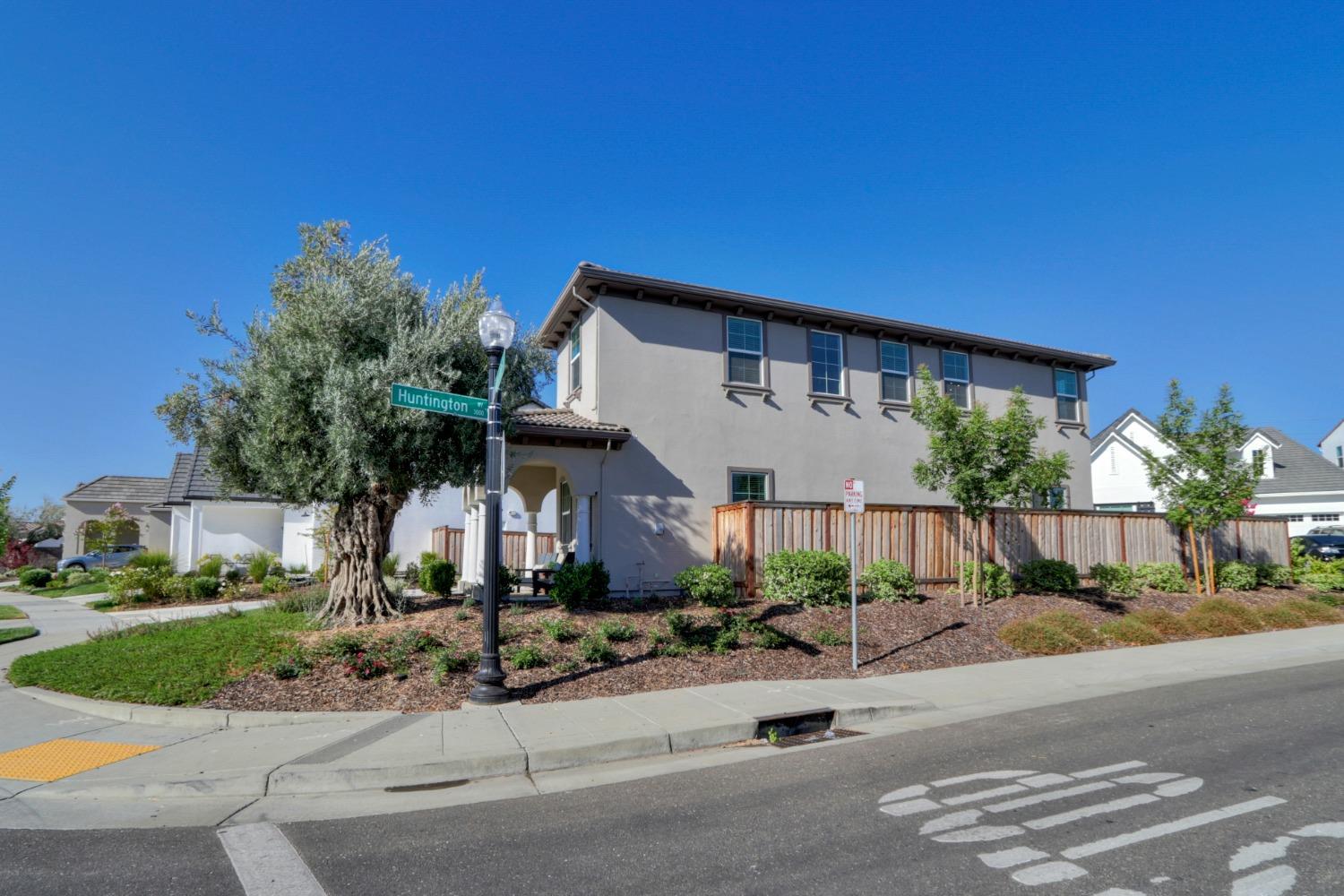 3026 Bedford Falls Way