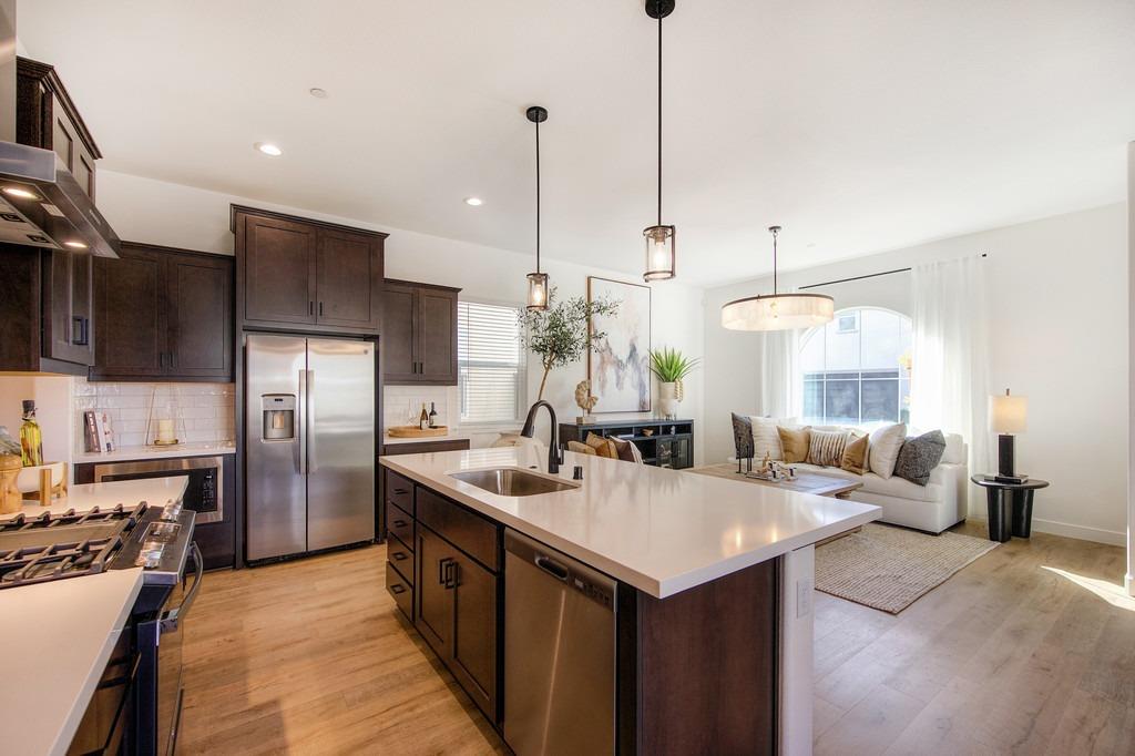 3229 Giovanni Street