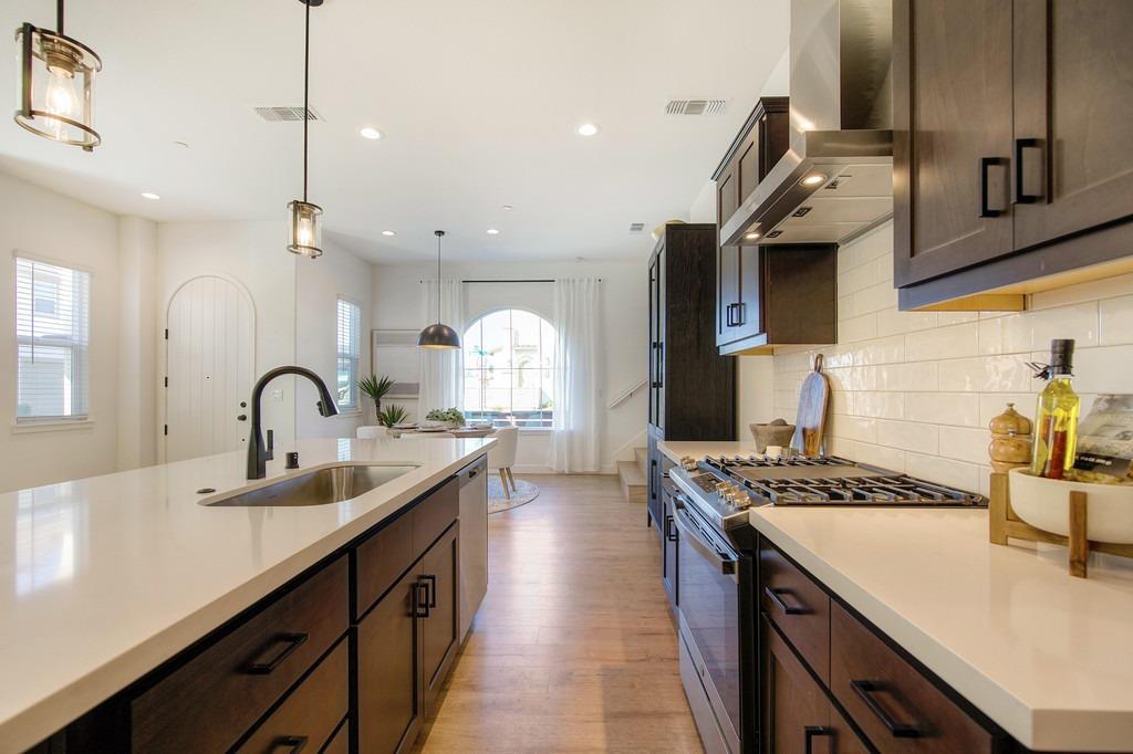 3229 Giovanni Street