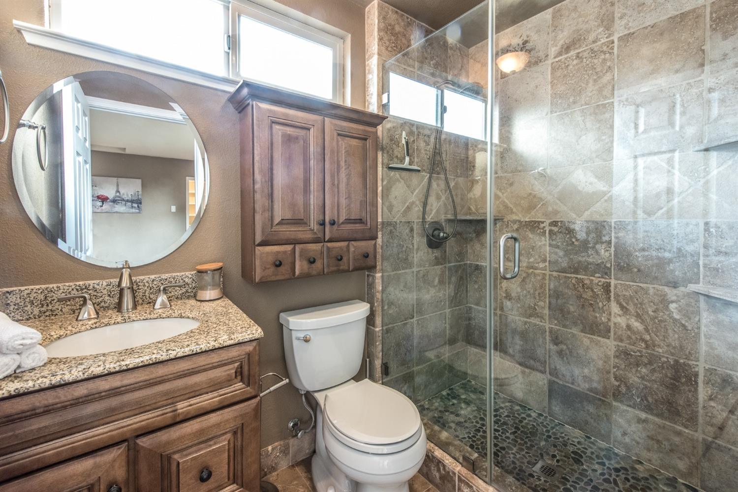 9855 Beachwood Drive