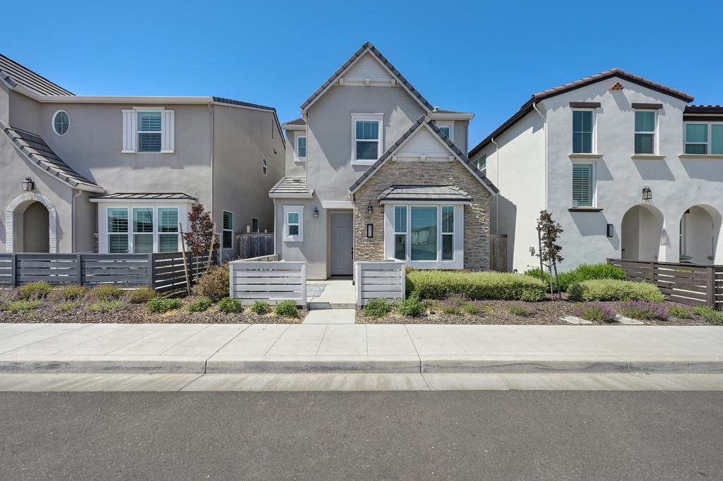 2355 Veterans First Avenue