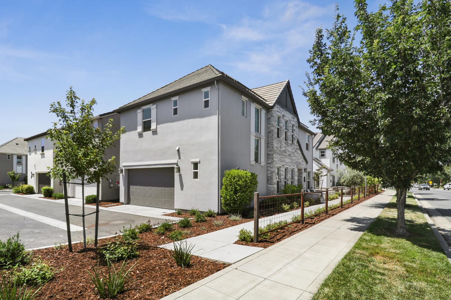 3304 Crocker Drive