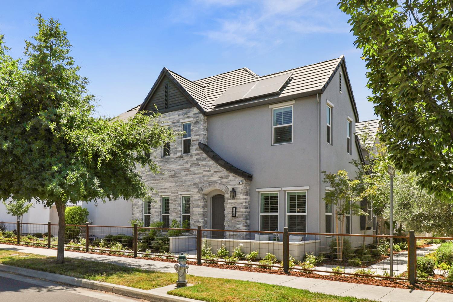 3304 Crocker Drive