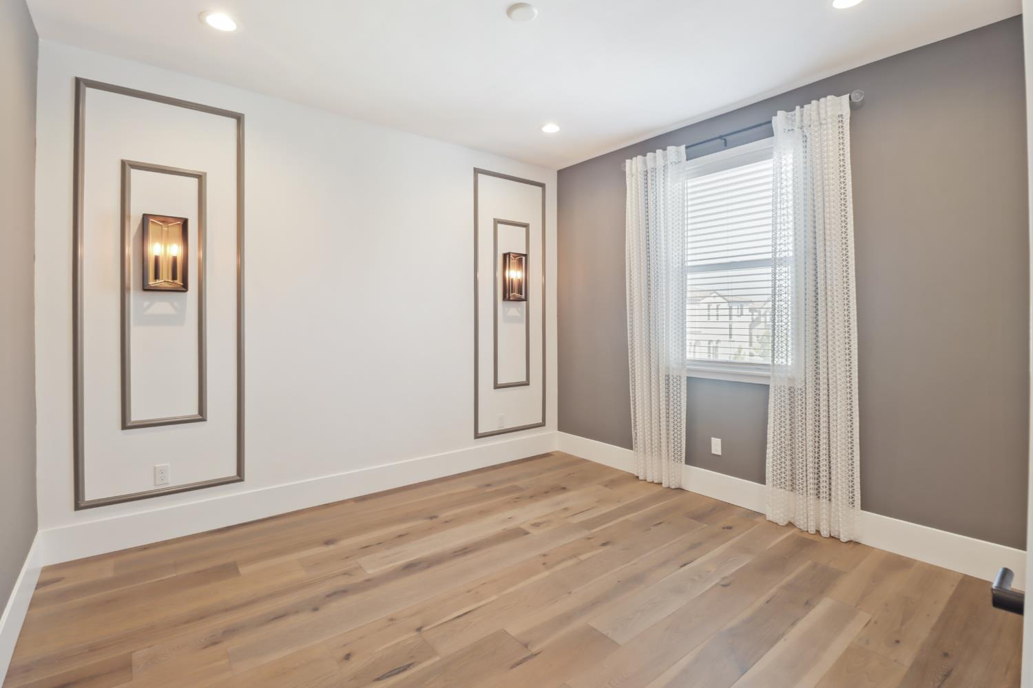 3289 Ronald Reagan Walk