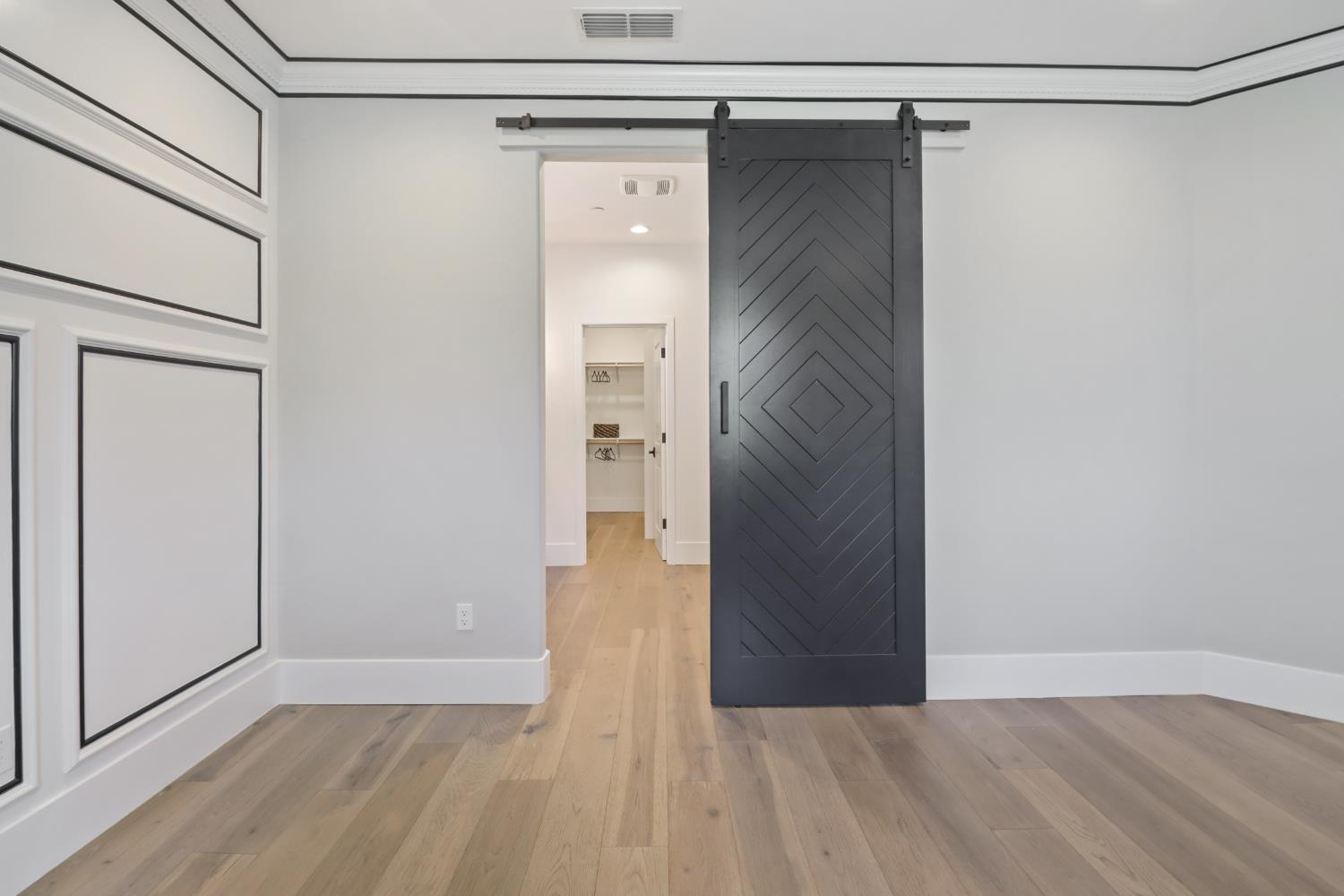 3289 Ronald Reagan Walk