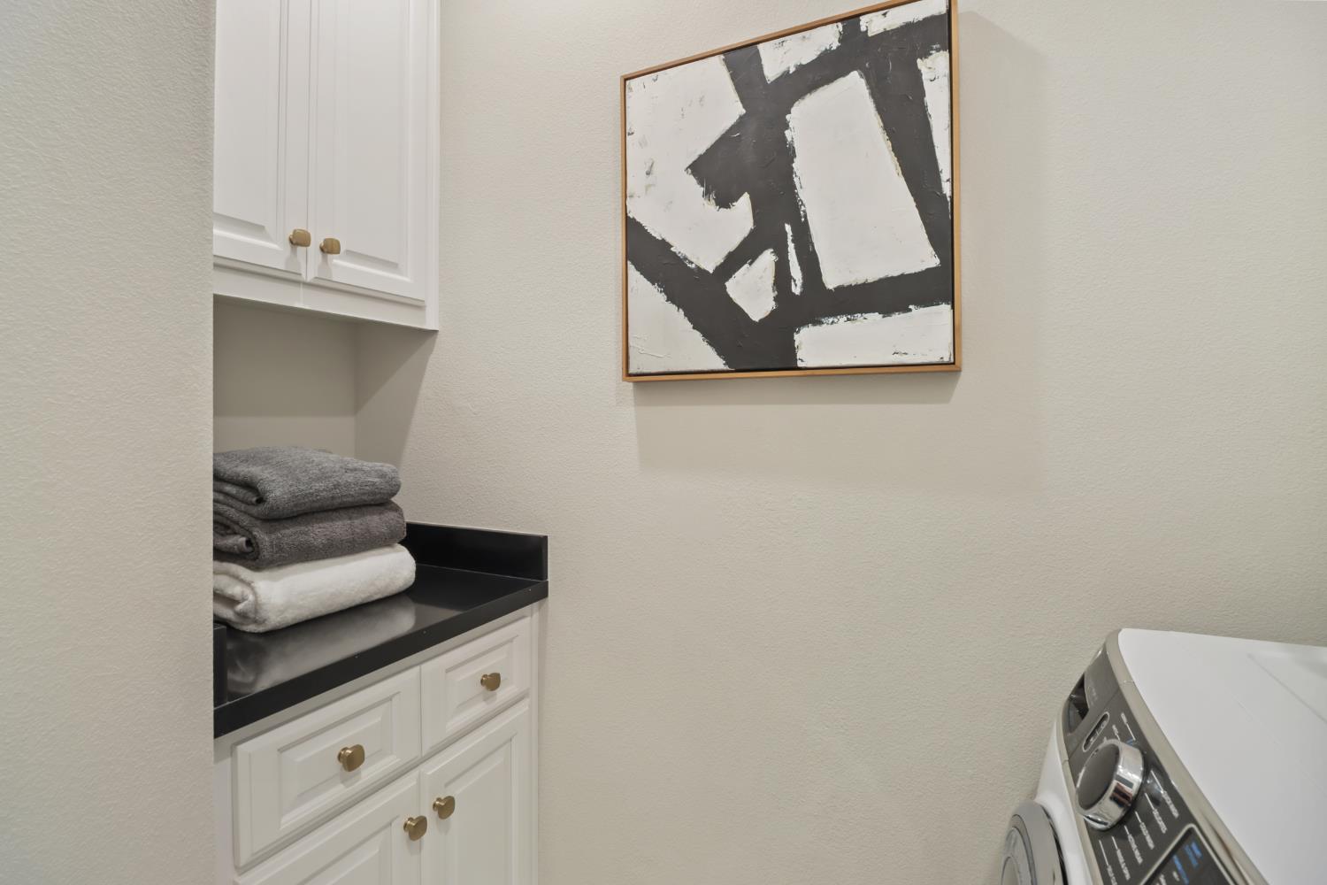 3289 Ronald Reagan Walk